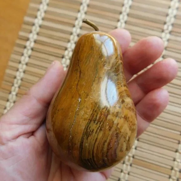 Vintage Marble Stone Pears, Polished Fruit Hand Carved Lot of 2 Pakistan Heavy - Picture 3 of 8